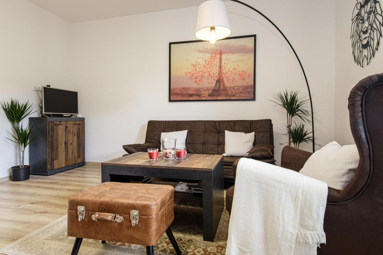 אוסטרבה Apartment Hotel Stud Mb מראה חיצוני תמונה