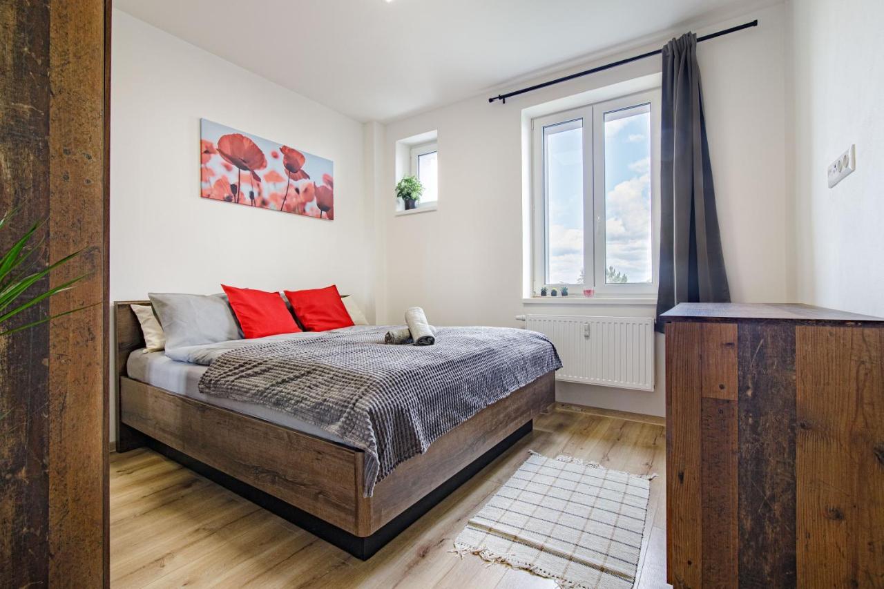 אוסטרבה Apartment Hotel Stud Mb מראה חיצוני תמונה